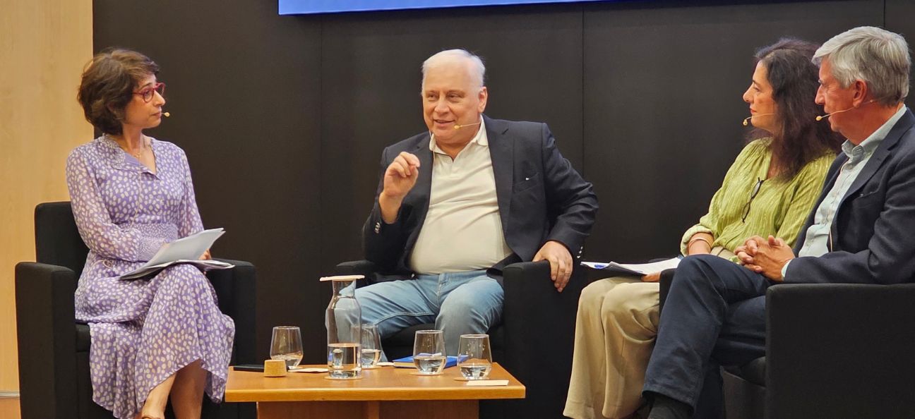 Revista Dirigir&Formar promove seminário sobre "CET - Competências, Especialização, Trabalho.