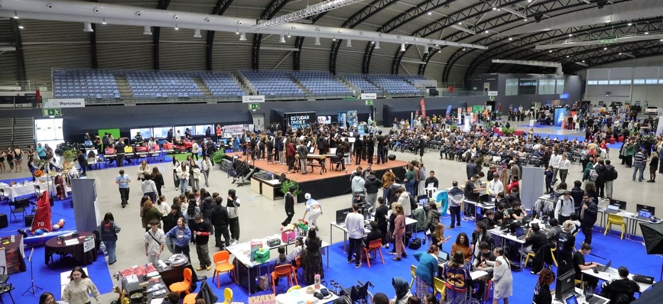 Imagem da notícia Start Work VIII decorreu no Portimão Arena com foco na qualificação e empregabilidade