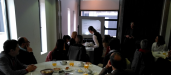 Pequeno almoço de trabalho e networking